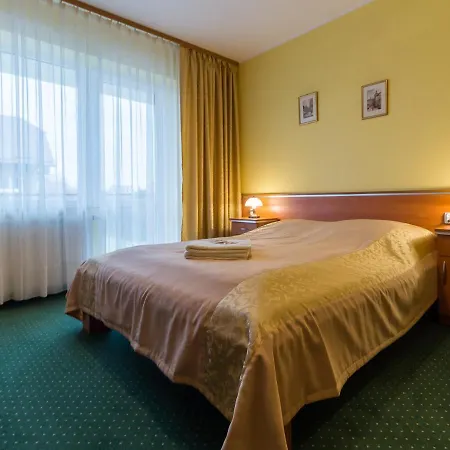 Antalya I ホームステイ *